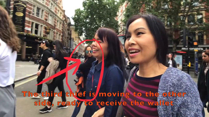 คลิปคนไทยถูกล้วงกระเป๋า ที่ลอนดอน คลิปคนไทยถูกล้วงกระเป๋า ที่ลอนดอน