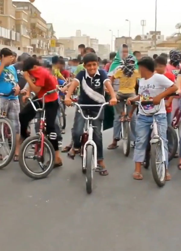 หนุ่ม 18 เจอโทษประหาร ฐานเป็นผู้นำเด็กประท้วงต้านรัฐบาล ตั้งแต่อายุ 10 ขวบ หนุ่ม 18 เจอโทษประหาร ฐานเป็นผู้นำเด็กประท้วงต้านรัฐบาล ตั้งแต่อายุ 10 ขวบ