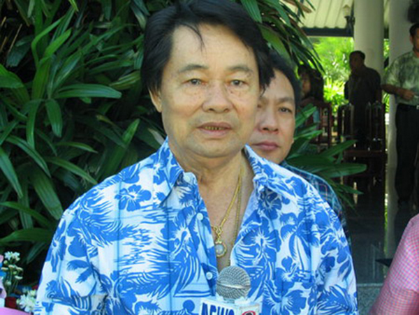 ย้อนฉากชีวิต กำนันเป๊าะ พลิกผันยิ่งกว่าละคร จากเด็กป.4 กระเป๋ารถเมล์ สู่เจ้าพ่อเมืองชล ย้อนฉากชีวิต กำนันเป๊าะ พลิกผันยิ่งกว่าละคร จากเด็กป.4 กระเป๋ารถเมล์ สู่เจ้าพ่อเมืองชล