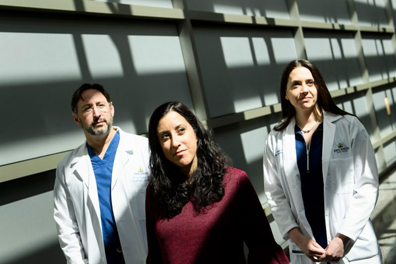 ครั้งแรกของโลก ! แพทย์สหรัฐฯ เปลี่ยนถ่ายไตบริจาคให้ผู้ติดเชื้อ HIV ด้วยกันเอง ครั้งแรกของโลก ! แพทย์สหรัฐฯ เปลี่ยนถ่ายไตบริจาคให้ผู้ติดเชื้อ HIV ด้วยกันเอง