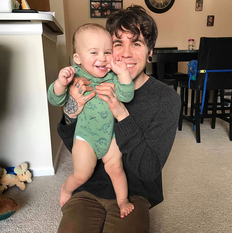 สุดประทับใจ หญิงเป็นแม่อุ้มบุญให้ลูกชายเกย์ คลอดเบบี๋สำเร็จ ในวัย 61 ปี สุดประทับใจ หญิงเป็นแม่อุ้มบุญให้ลูกชายเกย์ คลอดเบบี๋สำเร็จ ในวัย 61 ปี