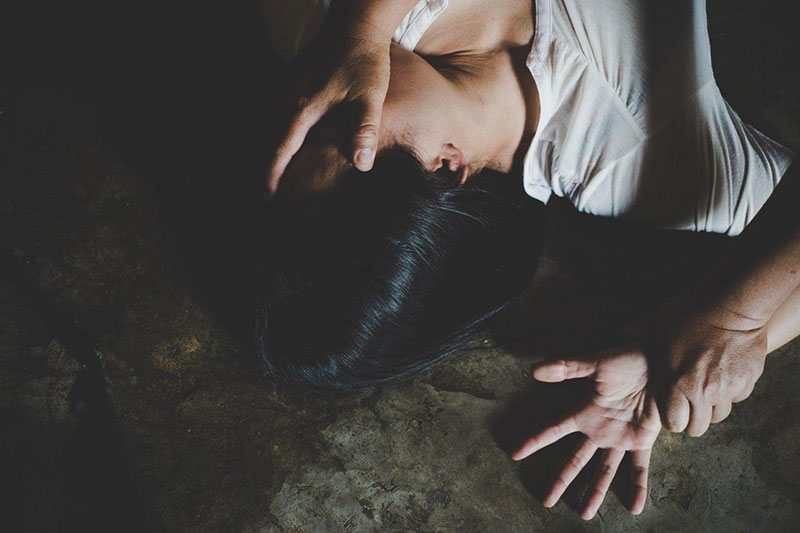 5 เดนนรก โพสต์คลิปรุมโทรมสาวต่อหน้าสามี ฝันร้าย 3 ชม. ที่ตามหลอกหลอนทั้งชีวิต 5 เดนนรก โพสต์คลิปรุมโทรมสาวต่อหน้าสามี ฝันร้าย 3 ชม. ที่ตามหลอกหลอนทั้งชีวิต