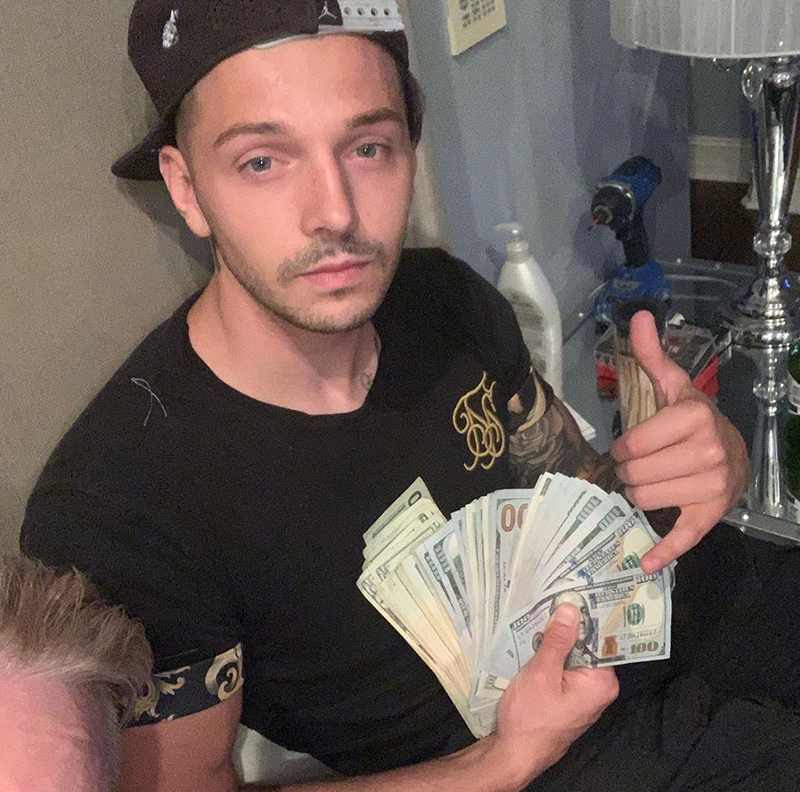 พ่อคบแฟนเก่าลูกสาว พ่อคบแฟนเก่าลูกสาว