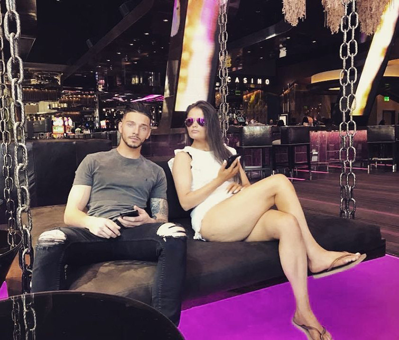 พ่อคบแฟนเก่าลูกสาว พ่อคบแฟนเก่าลูกสาว