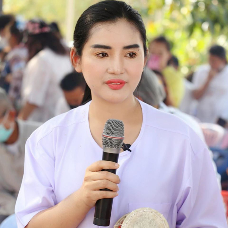 อ.เรนนี่ ช่องส่องผี อ.เรนนี่ ช่องส่องผี