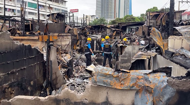 ไฟไหม้ชุมชนบ่อนไก่ ไฟไหม้ชุมชนบ่อนไก่