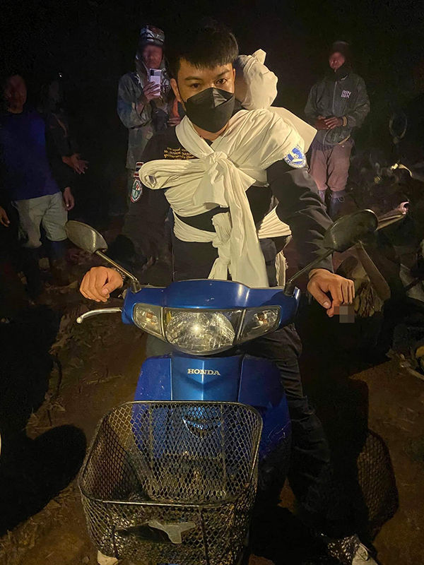 แบกศพลงดอย แบกศพลงดอย