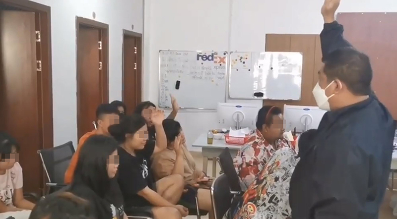 เปิดสคริปต์ แก๊งคอลเซนเตอร์ เปิดสคริปต์ แก๊งคอลเซนเตอร์