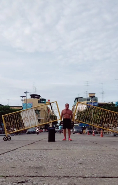 ตัวตึงโดนทัก หน้าเหมือน เศรษฐา ทวีสิน ตัวตึงโดนทัก หน้าเหมือน เศรษฐา ทวีสิน