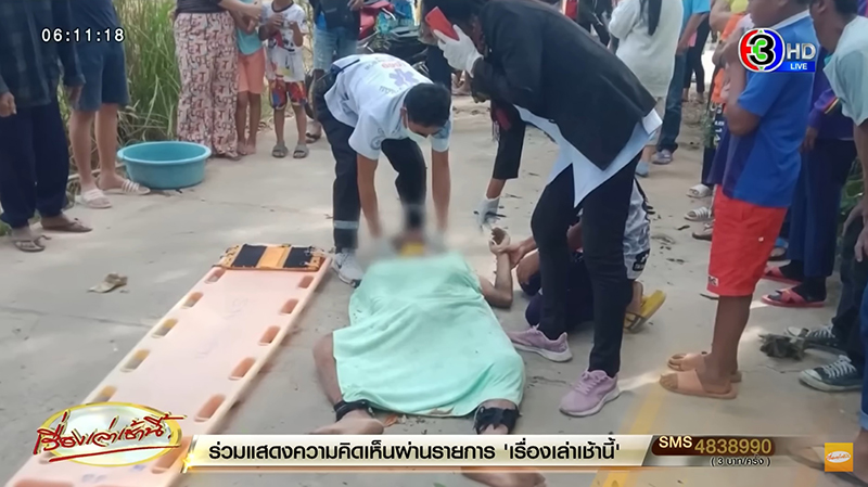 ขี่มอเตอร์ไซค์ซ้อน 3 จุดประทัดตกใส่เบาะ ขี่มอเตอร์ไซค์ซ้อน 3 จุดประทัดตกใส่เบาะ