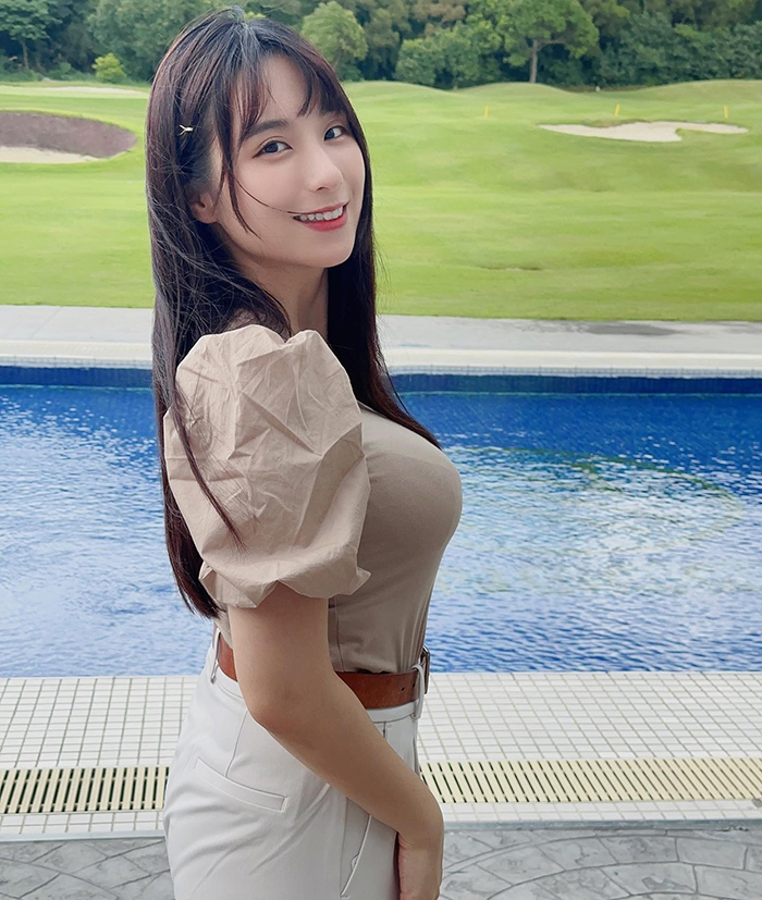 สาวอึ๋มไปลองบราคนละประเทศ สาวอึ๋มไปลองบราคนละประเทศ