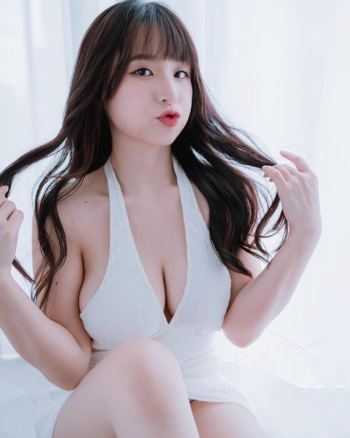 สาวอึ๋มไปลองบราคนละประเทศ สาวอึ๋มไปลองบราคนละประเทศ