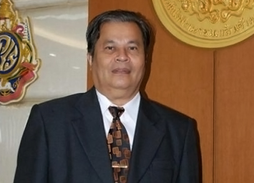 ยื่นฟ้อง ถวิล พึ่งมา พร้อมพวก คดียักยอกเงิน สจล. สอบคำให้การ 23 มี.ค.นี้ ยื่นฟ้อง ถวิล พึ่งมา พร้อมพวก คดียักยอกเงิน สจล. สอบคำให้การ 23 มี.ค.นี้