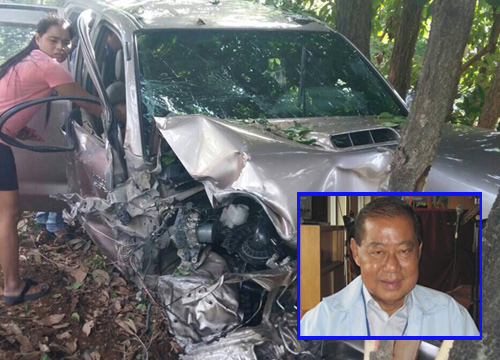 กำนันเซี๊ยะ ขับรถเสียหลักชนต้นไม้กาญจน์ ขาหัก-ส่งโรงพยาบาล กำนันเซี๊ยะ ขับรถเสียหลักชนต้นไม้กาญจน์ ขาหัก-ส่งโรงพยาบาล