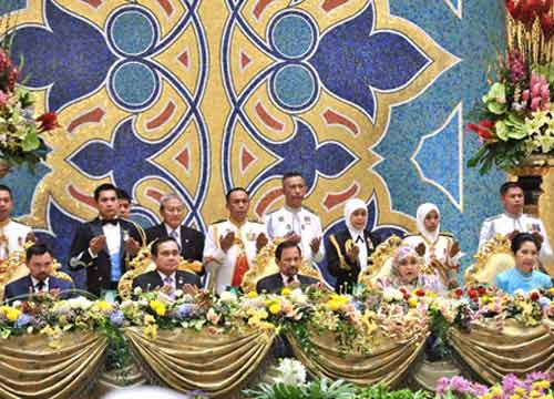 ประยุทธ์ เข้าเฝ้าฯ สมเด็จพระราชาธิบดีแห่งบรูไน ประยุทธ์ เข้าเฝ้าฯ สมเด็จพระราชาธิบดีแห่งบรูไน