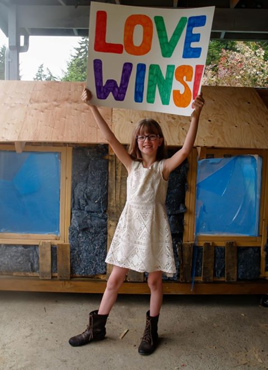 ฮีโร่คนเก่ง เด็กหญิงทุ่มสุดตัวสร้างบ้าน-ปลูกผักฟรี ให้คนไร้บ้าน ฮีโร่คนเก่ง เด็กหญิงทุ่มสุดตัวสร้างบ้าน-ปลูกผักฟรี ให้คนไร้บ้าน