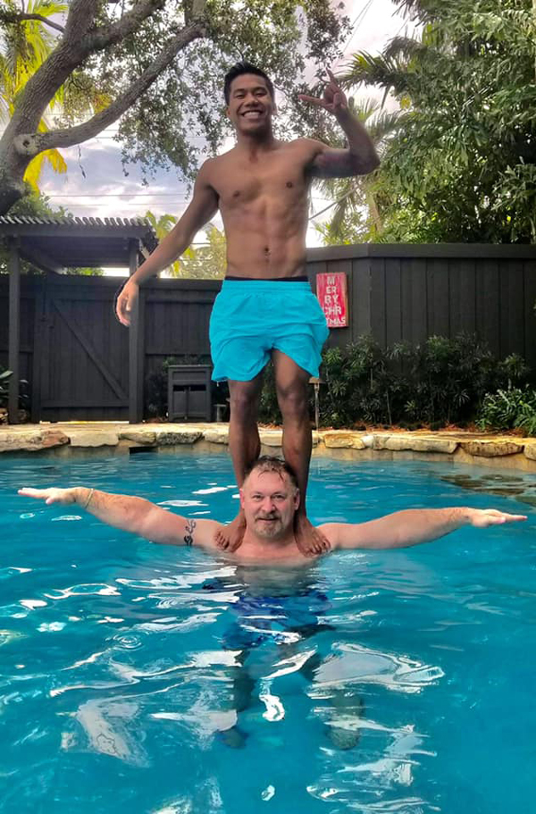 จากเด็กกำพร้าสู่นักกีฬาโอลิมปิก จากเด็กกำพร้าสู่นักกีฬาโอลิมปิก