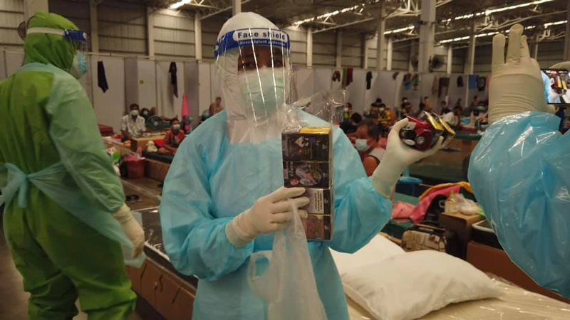 ทหารลงพื้นที่ รพ.สนาม หลังมีข่าวคนป่วยจัดเซ็กส์หมู่ ทหารลงพื้นที่ รพ.สนาม หลังมีข่าวคนป่วยจัดเซ็กส์หมู่