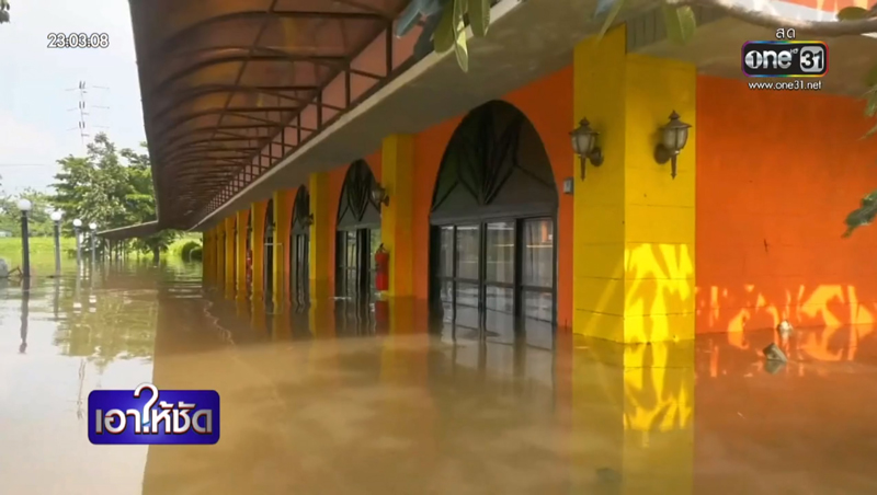 น้ำทะลักเข้ารีสอร์ตนักท่องเที่ยวหนีตายระทึก น้ำทะลักเข้ารีสอร์ตนักท่องเที่ยวหนีตายระทึก