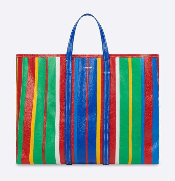 แบรนด์หรูชื่อดังออกคอลเล็กชั่นกระเป๋าใหม่คุ้นตาราคาทะลุครึ่งแสน แบรนด์หรูชื่อดังออกคอลเล็กชั่นกระเป๋าใหม่คุ้นตาราคาทะลุครึ่งแสน