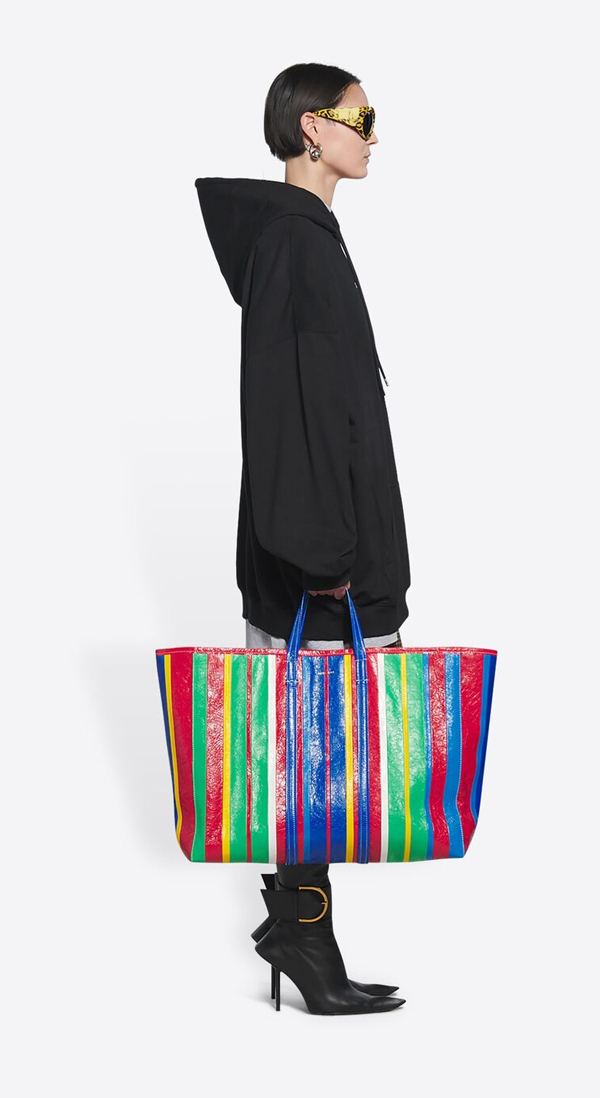 แบรนด์หรูชื่อดังออกคอลเล็กชั่นกระเป๋าใหม่คุ้นตาราคาทะลุครึ่งแสน แบรนด์หรูชื่อดังออกคอลเล็กชั่นกระเป๋าใหม่คุ้นตาราคาทะลุครึ่งแสน