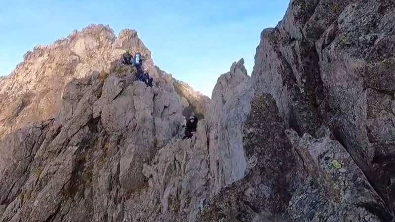 นาทีภูเขาหินถล่มใส่นักปีนเขา7ชีวิตระทึก นาทีภูเขาหินถล่มใส่นักปีนเขา7ชีวิตระทึก