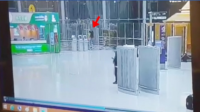 โดดชั้น 4 สนามบินสุวรรณภูมิดับ โดดชั้น 4 สนามบินสุวรรณภูมิดับ