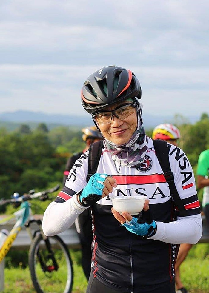 นักปั่นจักรยาน ถูกรถยนต์ชนเสียชีวิต นักปั่นจักรยาน ถูกรถยนต์ชนเสียชีวิต