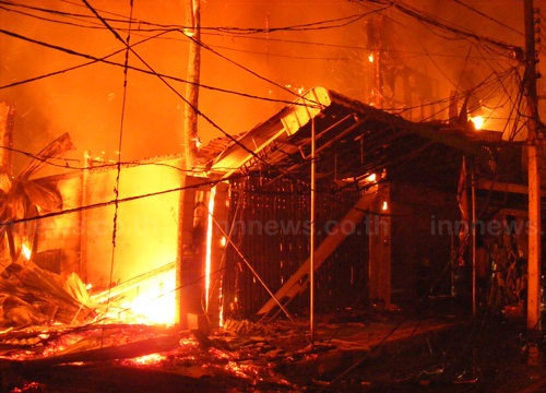 ไฟไหม้ตลาดเก่าพิษณุโลก