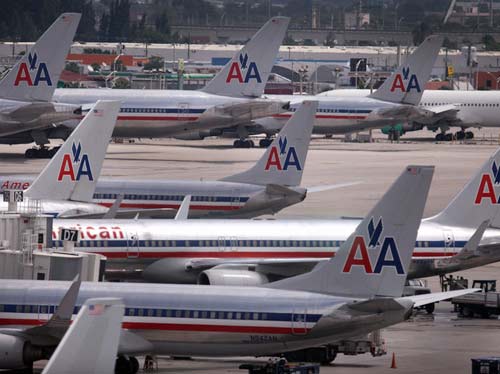 ผู้โดยสารเซ็ง! ที่นั่งบนเครื่องบินมะกันน็อตหลุดกลางอากาศ