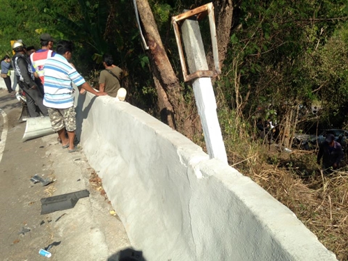 รถตกเหวภูทับเบิก รถตกเหวภูทับเบิก