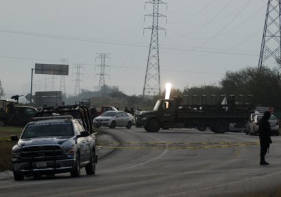 กลุ่มค้ายาเม็กซิกันฆ่าตัดหัว 49 ศพ ทิ้งเกลื่อนถนน