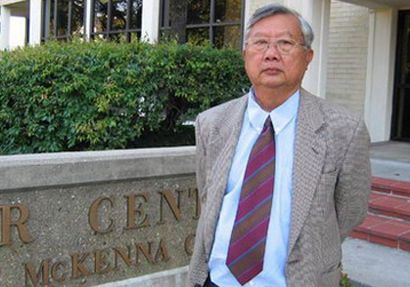 ปราโมทย์ นาครทรรพ โดนคุก 1 ปี ปรับ 1 แสน คดีหมิ่น ทักษิณ