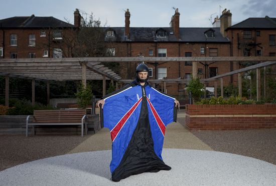 นายแกรี่ คอนเนรี่