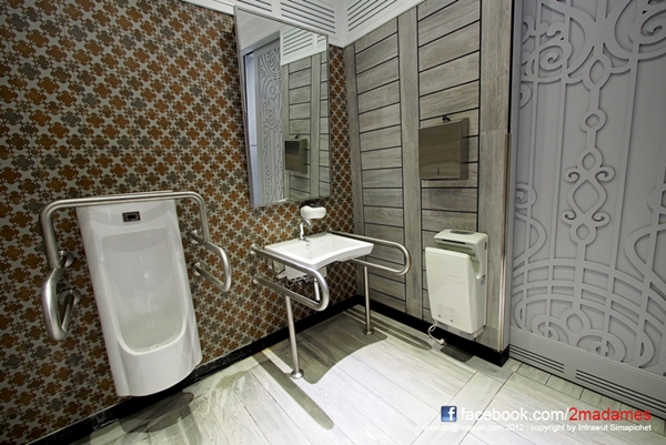 ห้องน้ำโฉมใหม่ สะท้อนความเป็นไทย ในสนามบินสุวรรณภูมิ