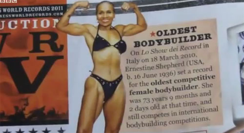 ยายวัย 75 ครองสถิตินักเพาะกายอายุมากที่สุดในโลก