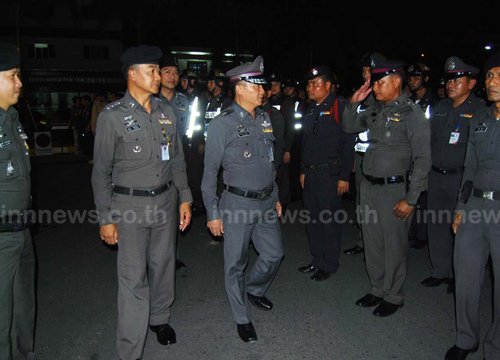 เด้ง ผกก.เขาสวนกวาง เซ่นลูกน้องใช้โรงพักค้ายาบ้า เด้ง ผกก.เขาสวนกวาง เซ่นลูกน้องใช้โรงพักค้ายาบ้า