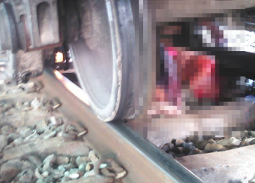 รถไฟชนคนตาย รถไฟชนคนตาย