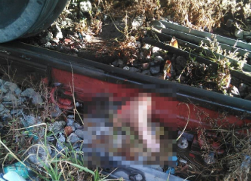 รถไฟชนคนตาย รถไฟชนคนตาย