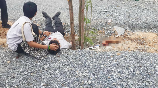 หนุ่ม ปวช. ไล่ชนเพื่อนดับ หนุ่ม ปวช. ไล่ชนเพื่อนดับ