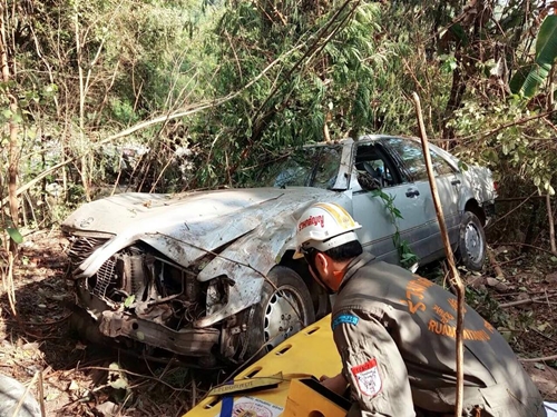 รถตกเหวภูทับเบิก รถตกเหวภูทับเบิก