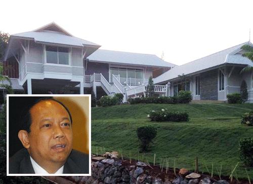 ธาริต เพ็งดิษฐ์ รวยผิดปกติ ป.ป.ช. สั่งอายัดทรัพย์กว่า 40 ล้าน ธาริต เพ็งดิษฐ์ รวยผิดปกติ ป.ป.ช. สั่งอายัดทรัพย์กว่า 40 ล้าน