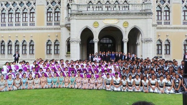 ยิ่งลักษณ์ ชินวัตร ยิ่งลักษณ์ ชินวัตร