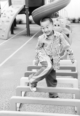 ใจประเสริฐ หญิงเก็บขยะเก็บเด็กถูกทิ้งมาเลี้ยงกว่า 30 ปี