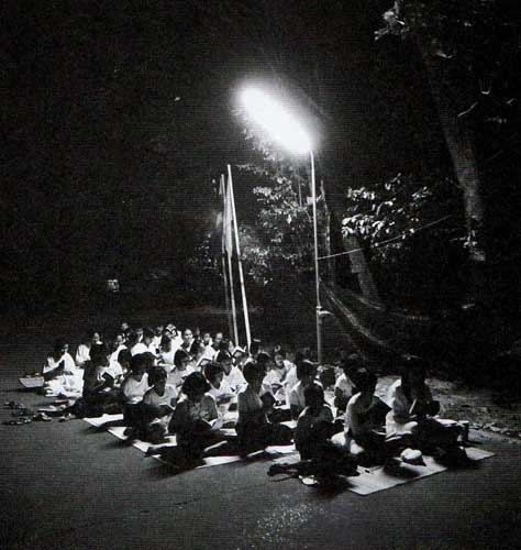 รำลึก 20 ปี หลวงปู่ชา สุภัทโท