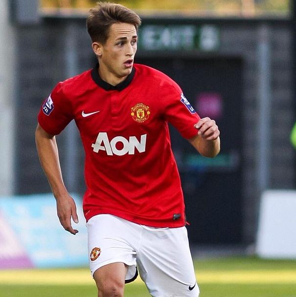 อัดนาน ยานูซาจ อัดนาน ยานูซาจ