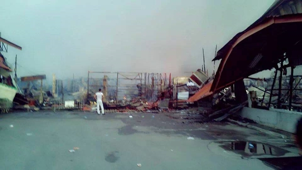 ไฟไหม้ห้างซุปเปอร์ชีป ภูเก็ต ไฟไหม้ห้างซุปเปอร์ชีป ภูเก็ต