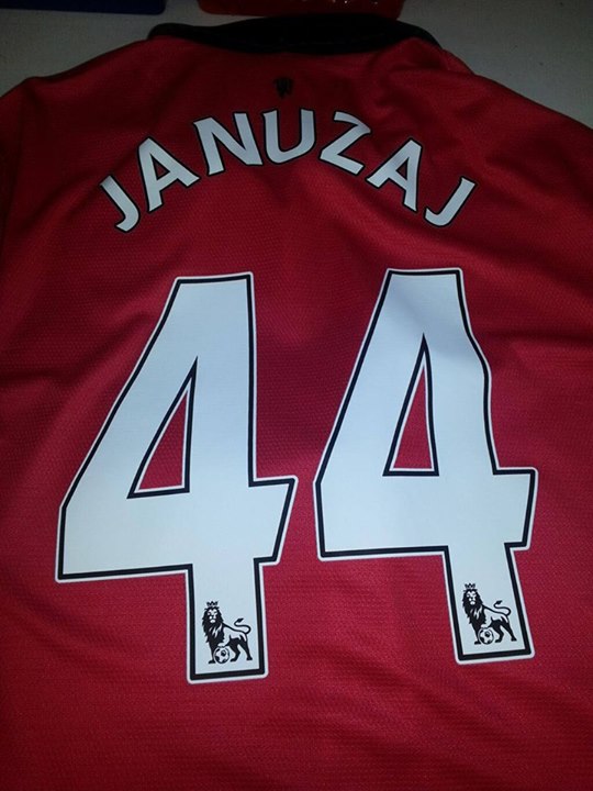 อัดนาน ยานูซาจ อัดนาน ยานูซาจ