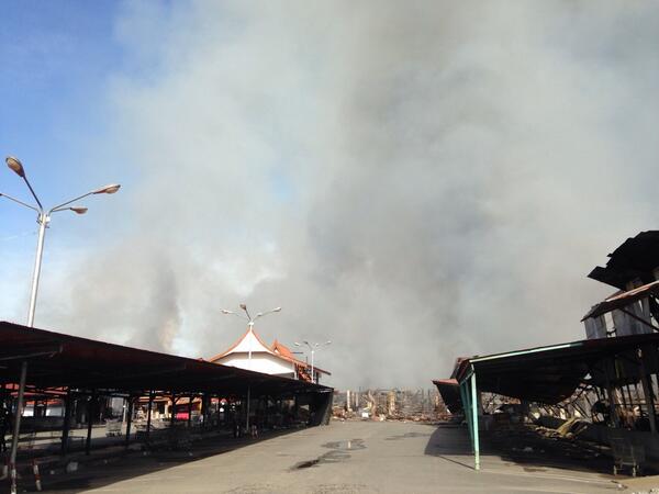 ไฟไหม้ห้างซุปเปอร์ชีป ภูเก็ต ไฟไหม้ห้างซุปเปอร์ชีป ภูเก็ต