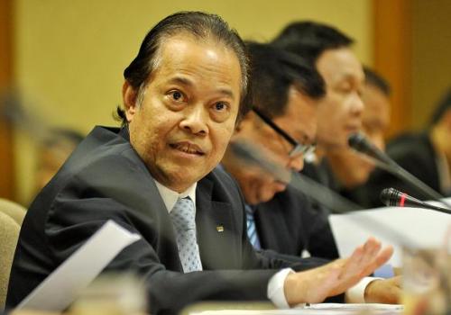 บังยี วรวีร์ มะกูดี ประวัติ ว่าที่นายกสมาคมฟุตบอลฯ 4 สมัยซ้อน บังยี วรวีร์ มะกูดี ประวัติ ว่าที่นายกสมาคมฟุตบอลฯ 4 สมัยซ้อน